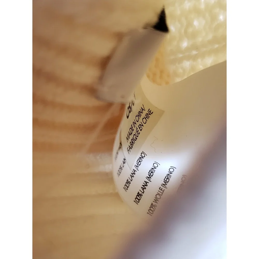 NEW IN CREAM 100% MERINO WOOL Club Monaco Fingerless Gloves Hand Warmers